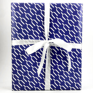 - Gift Wrapping for 3 bottles -